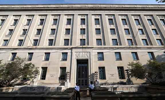 美国司法部没收柬埔寨电诈集团价值150亿美元比特币，将如何处置？